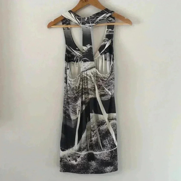 Charlotte Russe Vintage Concert T-Strap Tank in Large - Picture 2 of 5